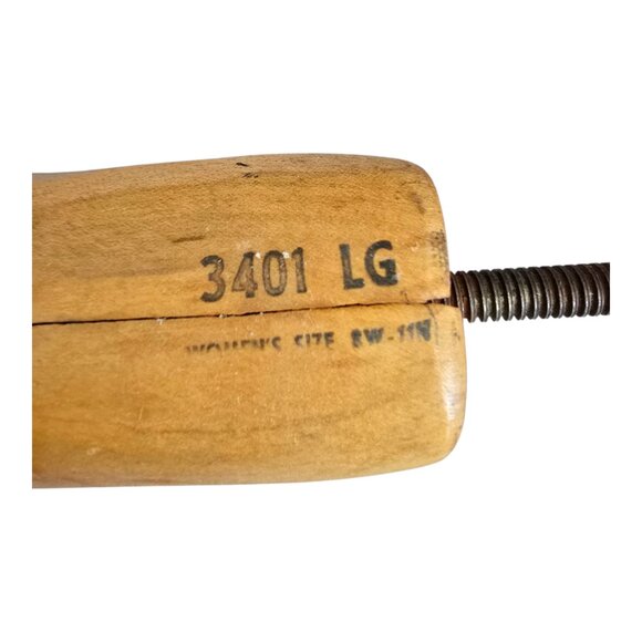 Vintage Wood & Metal Shoe Stretchers / Wideners Women's Size 8W - 11N - Picture 4 of 6